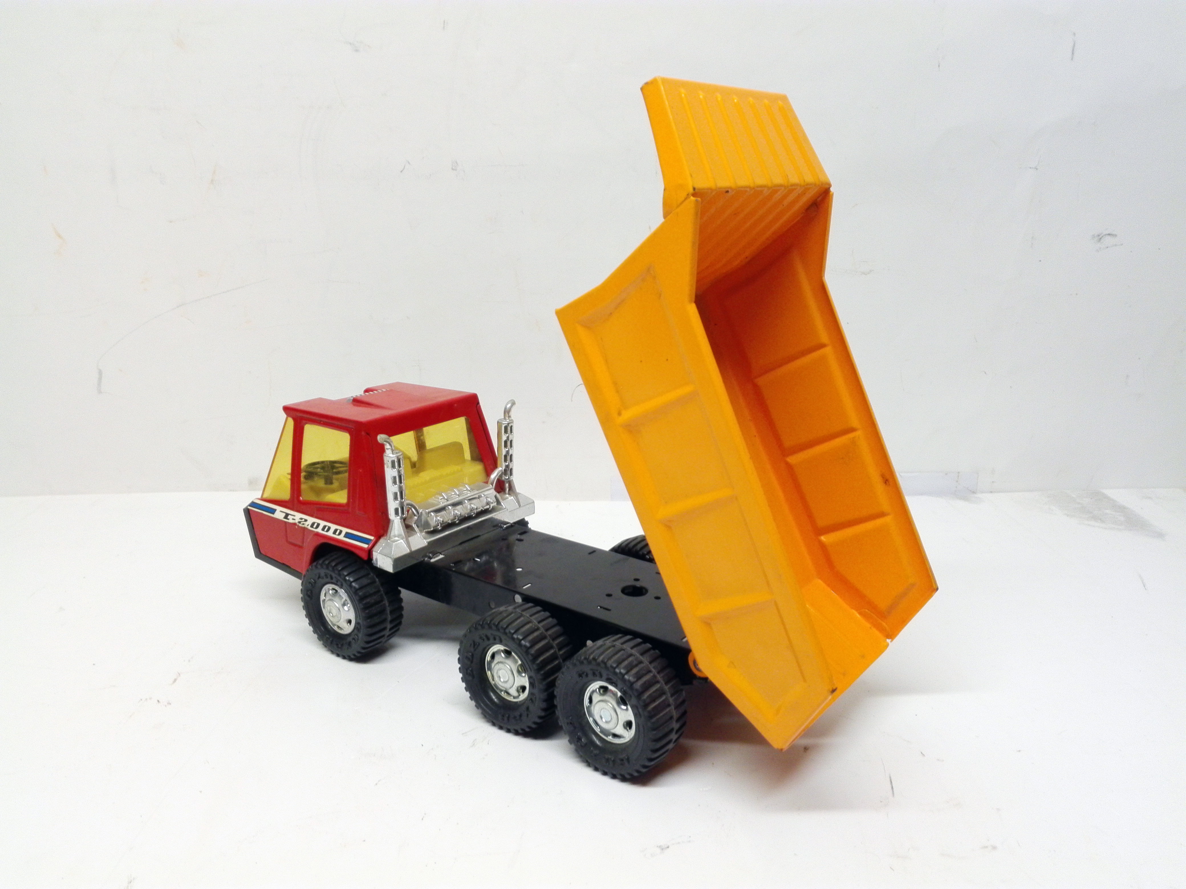 camion metal juguete infantil tigre 2000 15x34x13.5 1u